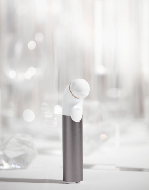 Plasma Beauty Device --- AURORA-me